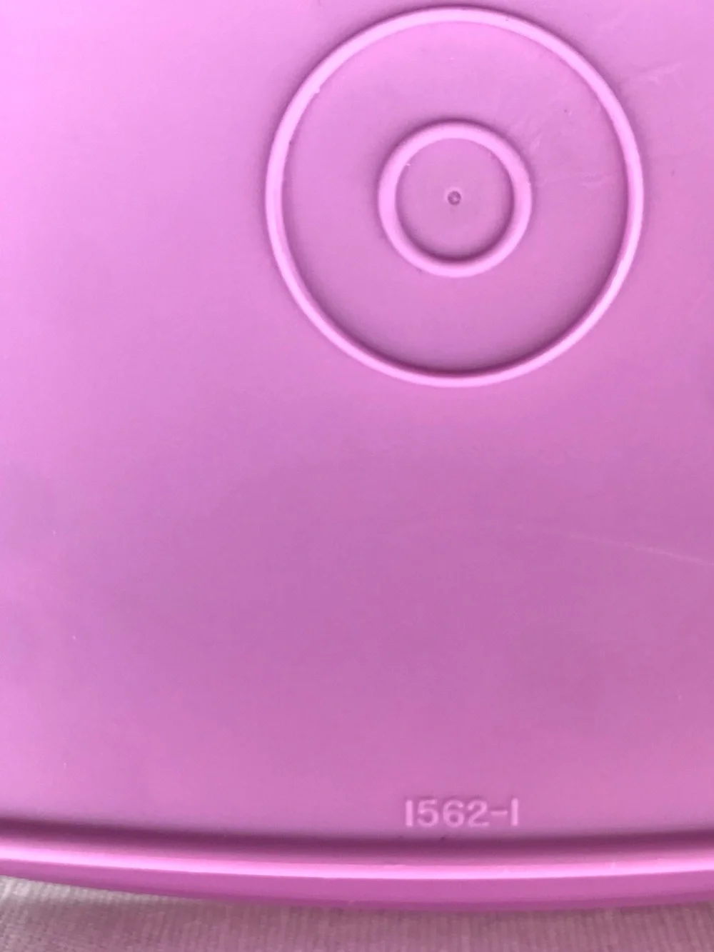 Purple Tupperware Large Pick-A-Deli Pickle Olive Keeper Holder Canister 1562-1